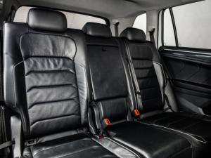 Volkswagen Tiguan Allspace 2.0TSI 4Motion Highline - Image 10