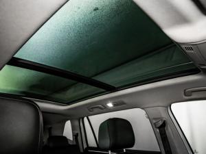Volkswagen Tiguan Allspace 2.0TSI 4Motion Highline - Image 8