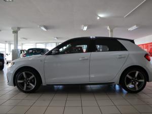 Audi A1 Sportback 30TFSI S line - Image 2