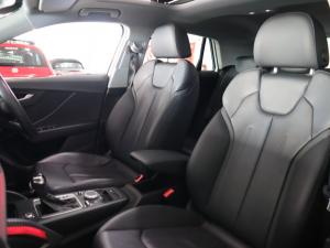 Audi Q2 35TFSI S line - Image 12