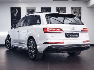 Audi Q7 45TDI quattro S line - Image 10