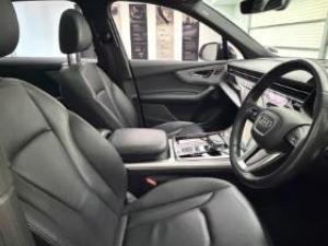 Audi Q7 45TDI quattro S line - Image 10