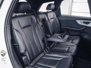 Audi Q7 45TDI quattro S line - Image 19