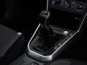 Volkswagen Polo hatch 1.0TSI Life manual - Image 20