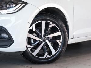 Volkswagen Polo hatch 1.0TSI Life manual - Image 6
