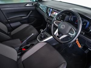 Volkswagen Polo hatch 1.0TSI Life manual - Image 11