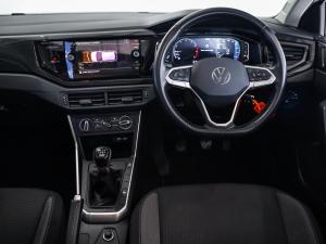 Volkswagen Polo hatch 1.0TSI Life manual - Image 15