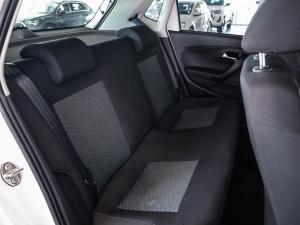 Volkswagen Polo Vivo hatch 1.4 Life - Image 14