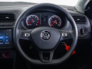 Volkswagen Polo Vivo hatch 1.4 Life - Image 17