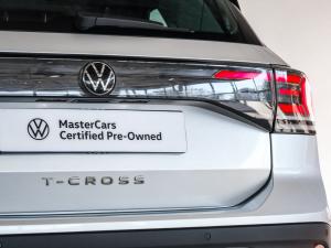 Volkswagen T-Cross 1.0TSI manual - Image 10