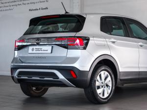 Volkswagen T-Cross 1.0TSI manual - Image 6