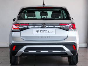 Volkswagen T-Cross 1.0TSI manual - Image 9