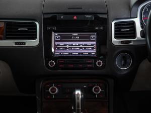 Volkswagen Touareg V8 TDI - Image 11