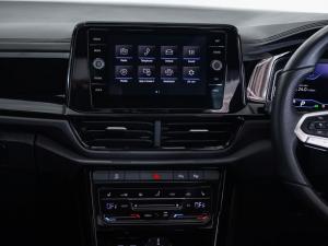 Volkswagen T-Roc 2.0TSI 4Motion R-Line - Image 23