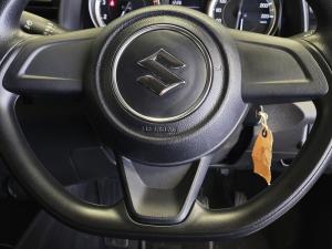 Suzuki Ertiga 1.5 GA - Image 21