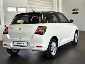 Suzuki Swift 1.2 GL+ auto - Image 18