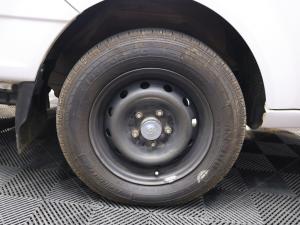 Hyundai H-100 Bakkie 2.6D deck - Image 10