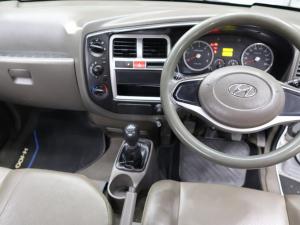Hyundai H-100 Bakkie 2.6D deck - Image 11