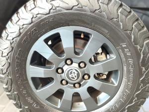 Toyota Land Cruiser Prado 2.8GD VX-R - Image 28