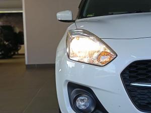 Suzuki Swift 1.2 GL manual - Image 10