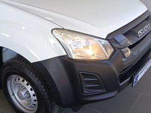 Isuzu D-Max Gen 6 250C single cab Fleetside - Image 10