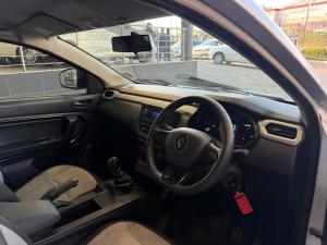 Renault Kiger 1.0 Life - Image 15