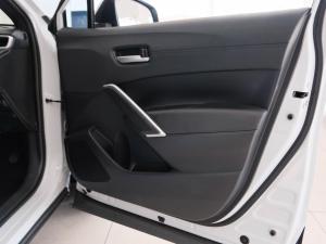 Toyota Corolla Cross 1.8 Xi - Image 13
