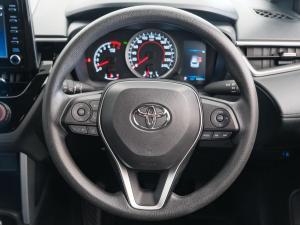 Toyota Corolla Cross 1.8 Xi - Image 16