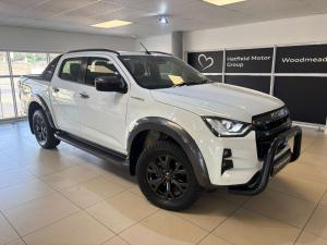 Isuzu D-Max 3.0TD double cab V-Cross 4x4 - Image 1