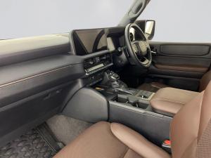 Toyota Prado VX-R First Edition 2.8GD automatic - Image 10