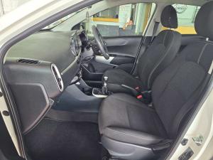 Kia Picanto 1.0 Street - Image 11