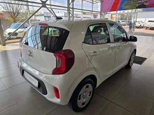 Kia Picanto 1.0 Street - Image 18