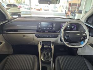 Kia Carens 1.5D MT LS - Image 7