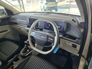 Kia Carens 1.5D MT LS - Image 8