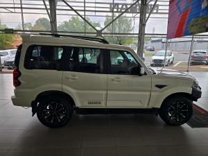 Mahindra Scorpio 2.2TD 4X4 Adventure 103KW - Image 6