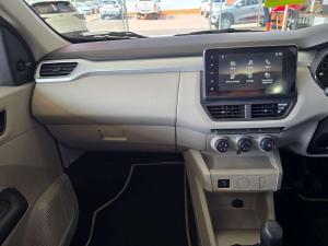 Renault Triber 1.0 Evolution - Image 19