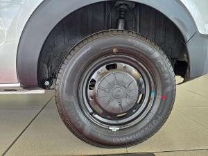 Renault Triber 1.0 Evolution - Image 10
