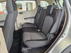 Renault Triber 1.0 Evolution - Image 12