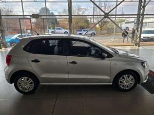 Volkswagen Polo Vivo 1.4 Trendline - Image 6