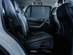 Ford Everest 2.0Bi-Turbo XLT - Image 9