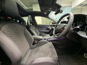 Audi RS3 Sportback quattro Carbon Edition - Image 12