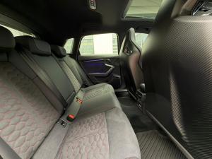 Audi RS3 Sportback quattro Carbon Edition - Image 13
