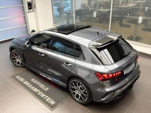 Audi RS3 Sportback quattro Carbon Edition - Image 19