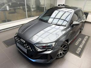 Audi RS3 Sportback quattro Carbon Edition - Image 3