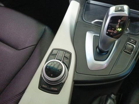 Image BMW 3 Series 318i Edition Sport Line Shadow auto