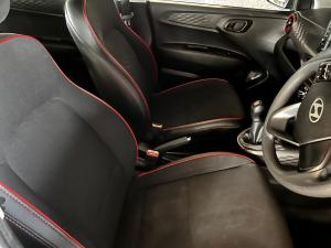 Hyundai Grand i10 1.0 Premium hatch - Image 11