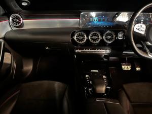 Mercedes-Benz CLA CLA200 Progressive - Image 10