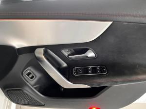 Mercedes-Benz CLA CLA200 Progressive - Image 8