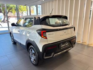Mahindra XUV 3XO 1.2T MX2 manual - Image 8