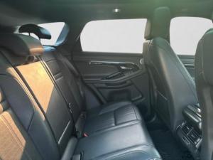Land Rover Range Rover Evoque D200 R-Dynamic HSE - Image 12